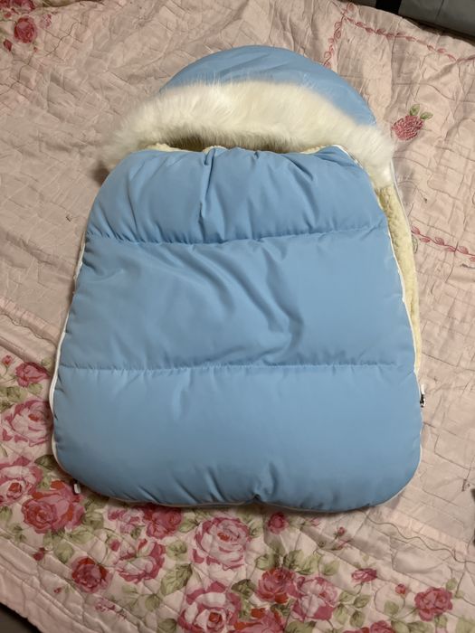 Продам кокон и комбез на младенца