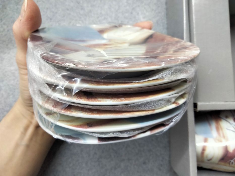 НОВЫЙ кофейный чайный сервиз набор тарелки чашки 12 предметов