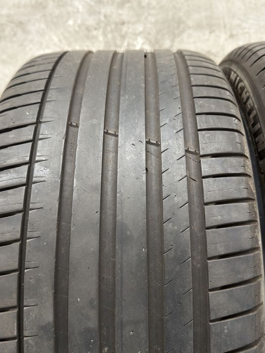 Vand 2 anvelope 315/35/21 michelin de vară ca noi