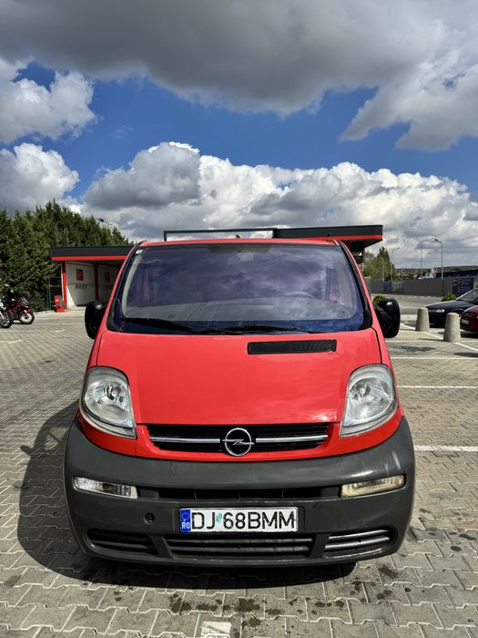 Opel Vivaro 2006