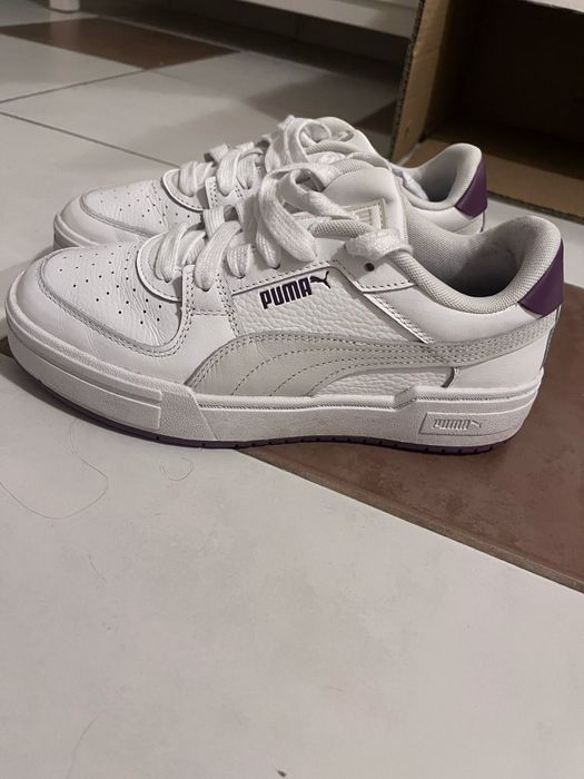 Adidași Puma albi