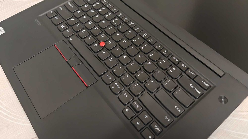 ThinkPad P1 Gen 3 i9 64GB 1TB 4K UHD Quadro T2000 Workstation