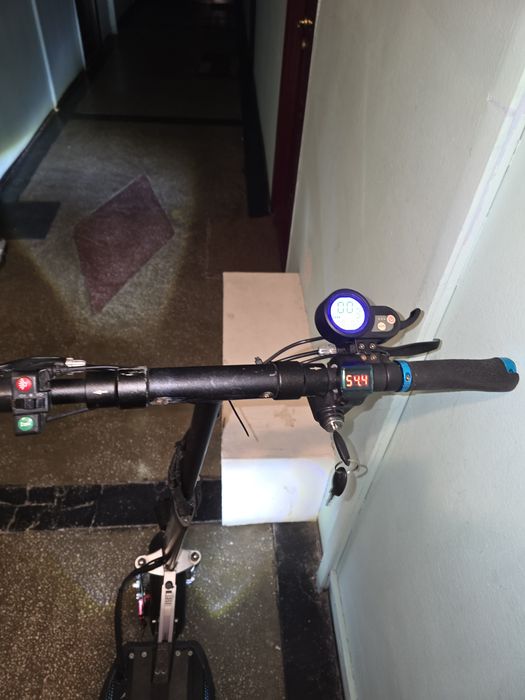 Vând Trotinetă electrică speedxman 10