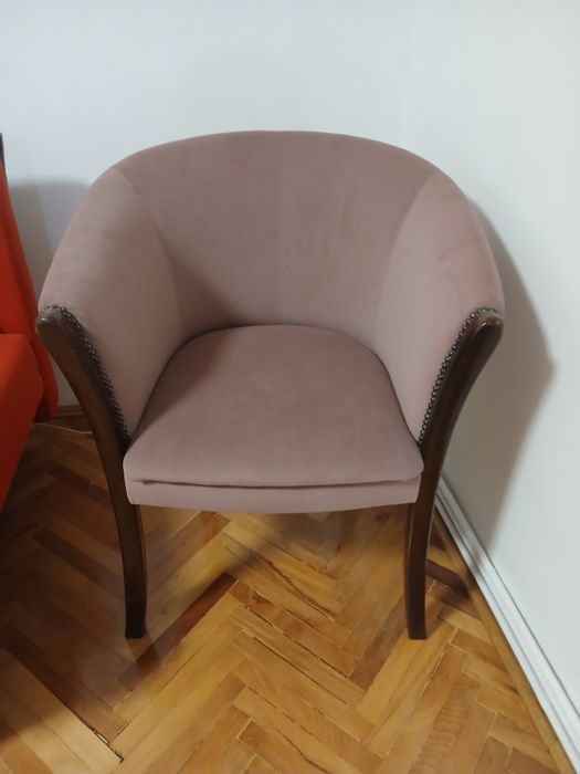 Fotoliu lemn masiv in stare foarte buna