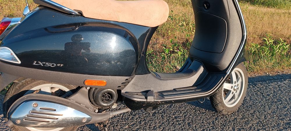 Scuter Vespa lx 50 4t