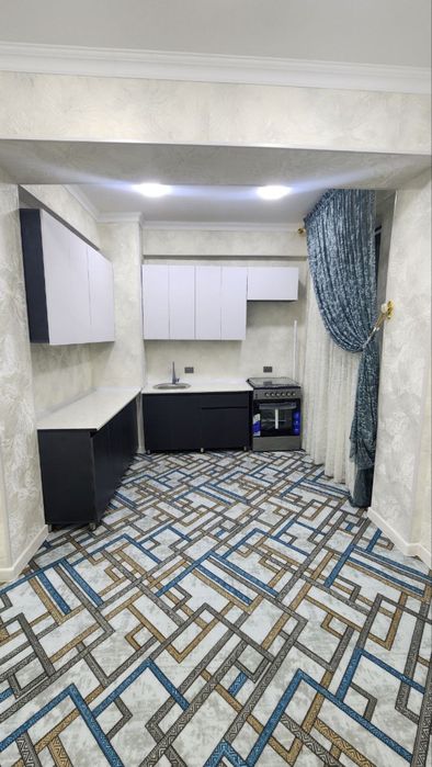 2 xonali kvartira sotiladi