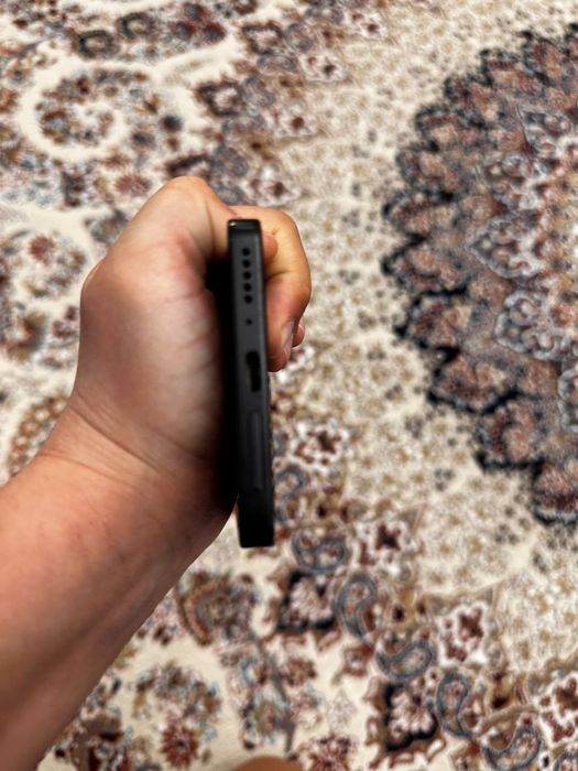 Продам Redmi note 13 в идеальном состояние