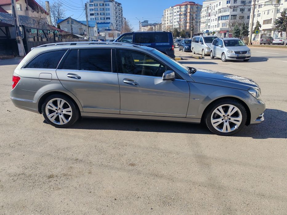 Mercedes C 200  Avantgarde / Automat