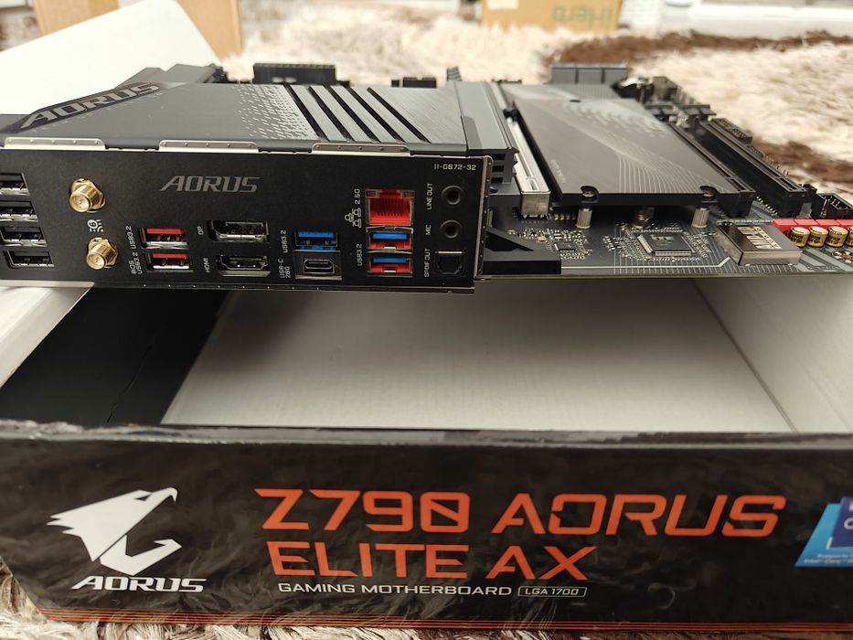 Core i5 13600Kf + Gigabyte Z790 Aorus Elite AX