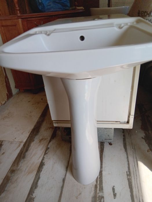 Мифка с конзола за баня