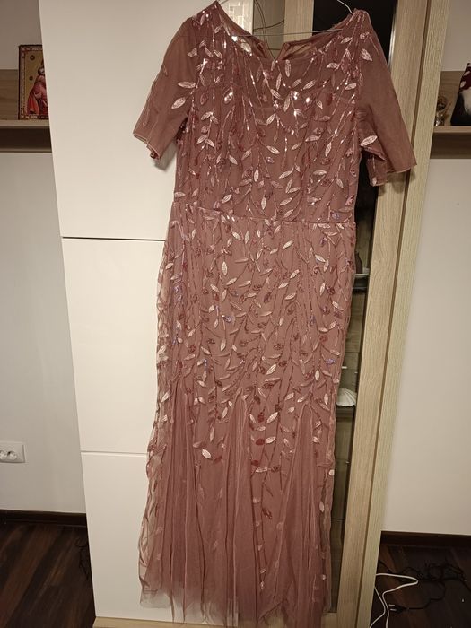 Rochie de ocazie tip sirenă, roz pudră cu paiete , stil Ever - Pretty