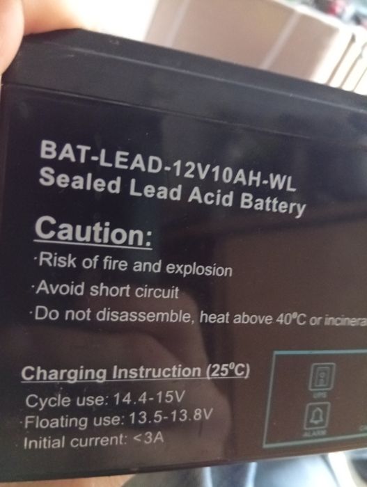Baterie nou  12v 10A