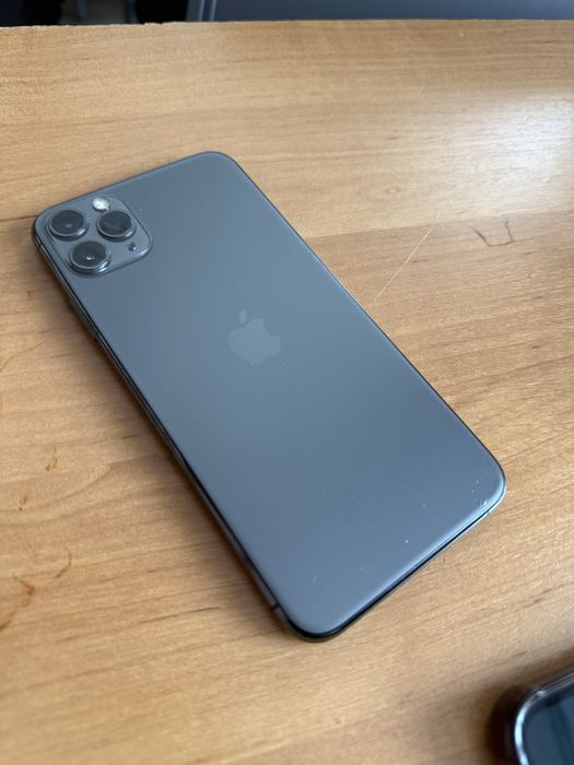 Iphone 11 pro max 64gb, 72%