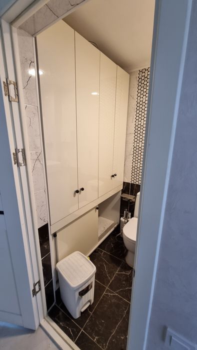 Шкаф для ванной и туалета