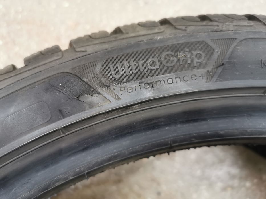 Зимни гуми 225/40R18 92V Goodyear UltraGrip Performance +