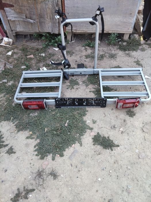 3 suporturi pentru biciclete