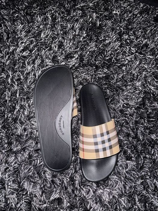 Slapi/papuci burberry