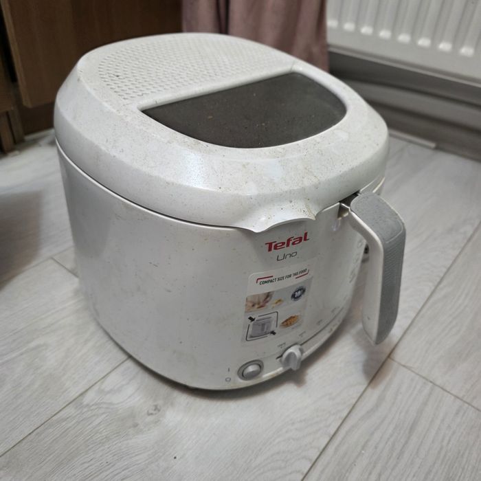 Friteuza TEFAL Uno FF203130, 1kg, 1.8l, 1600W, 150-190 grade
