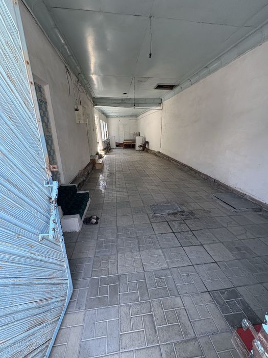 Xovli sotiladi 4,5 sot, xamma narsasi bilan