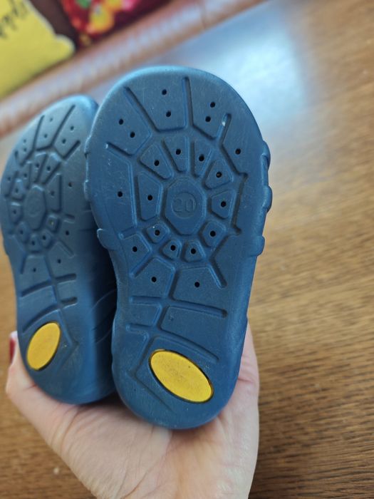 Детски пантофи за момче