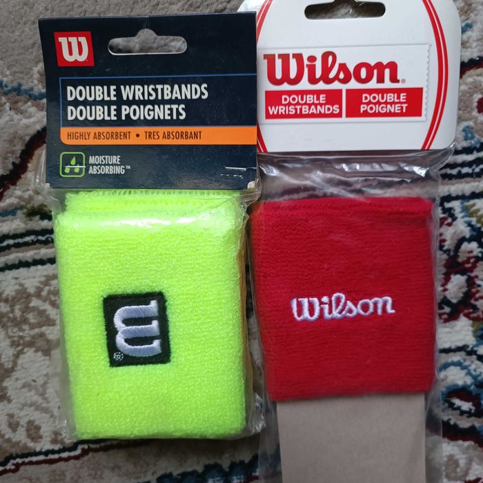 Продаются теннисные напульсники