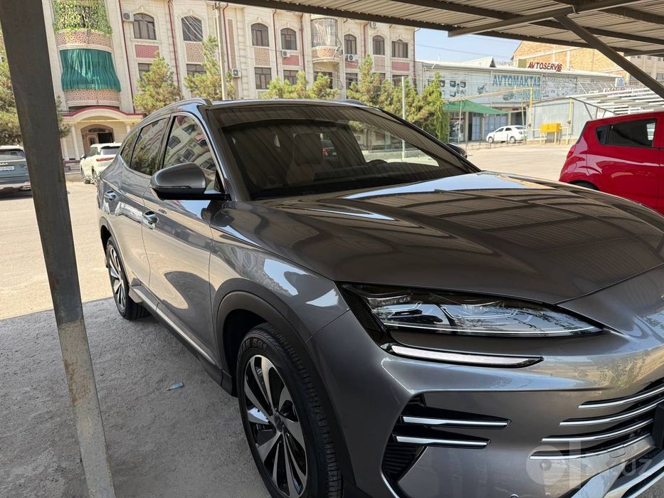 BYD Song Plus DMI Champion 150 km Flagship