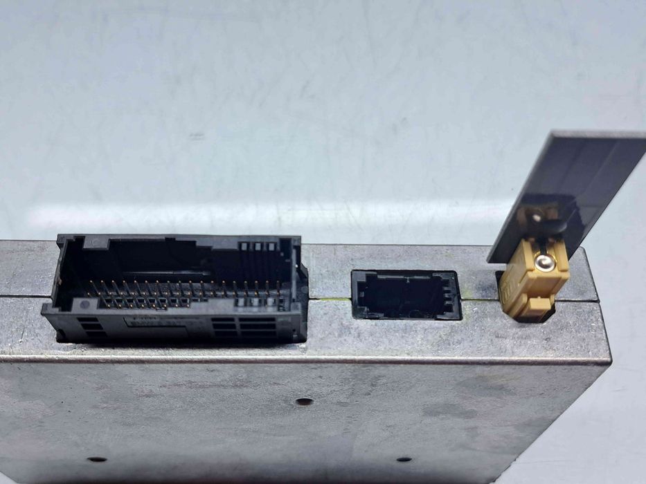 Modul bluetooth Audi Q7 (4LB) [Fabr 2006-2014] 4E0862335