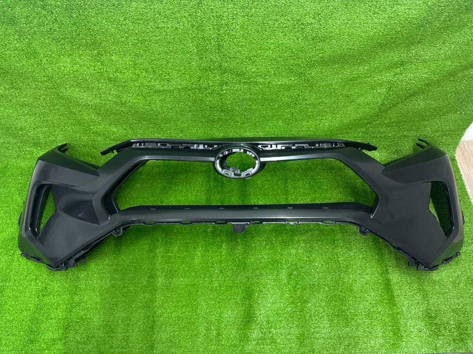 Бампер на Toyota RAV 4