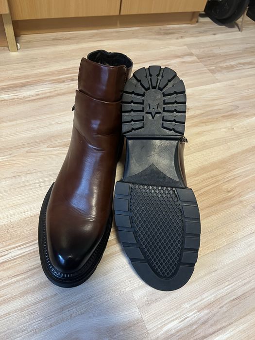 Chelsea Boots чисто нови от еко кожа