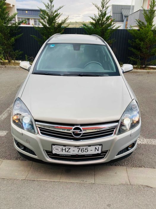 Opel Astra 2009 1.6 benzina clima xenon full electric