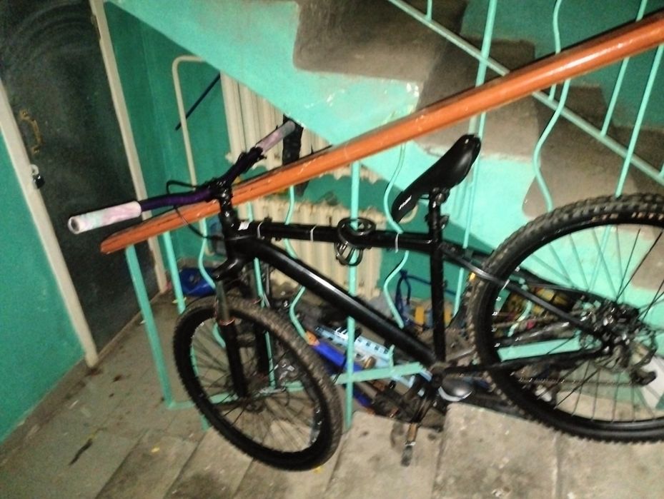 Продам велосипед Specialized Hardrock 26