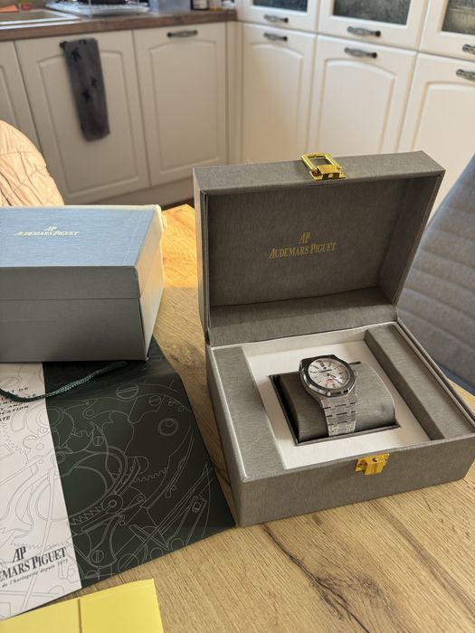 Audemars Piguet Royal Oak – автоматичен часовник