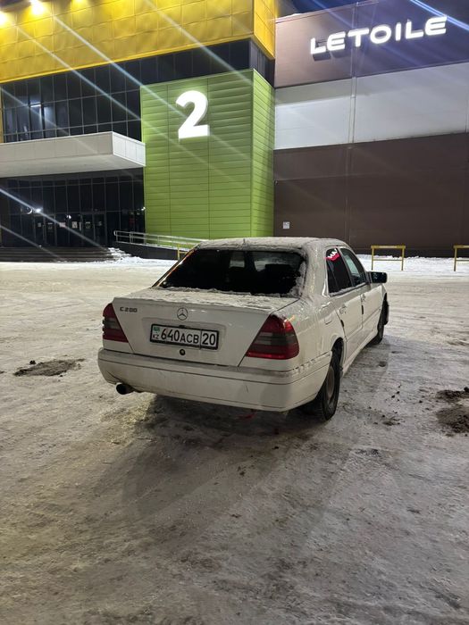 Мерседес с200 год 1994