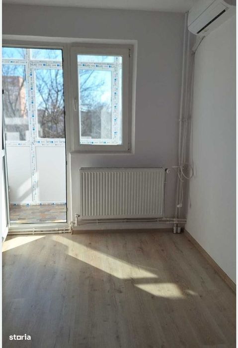 Apartament Craiovita cu centrala, 3/4,renovat
