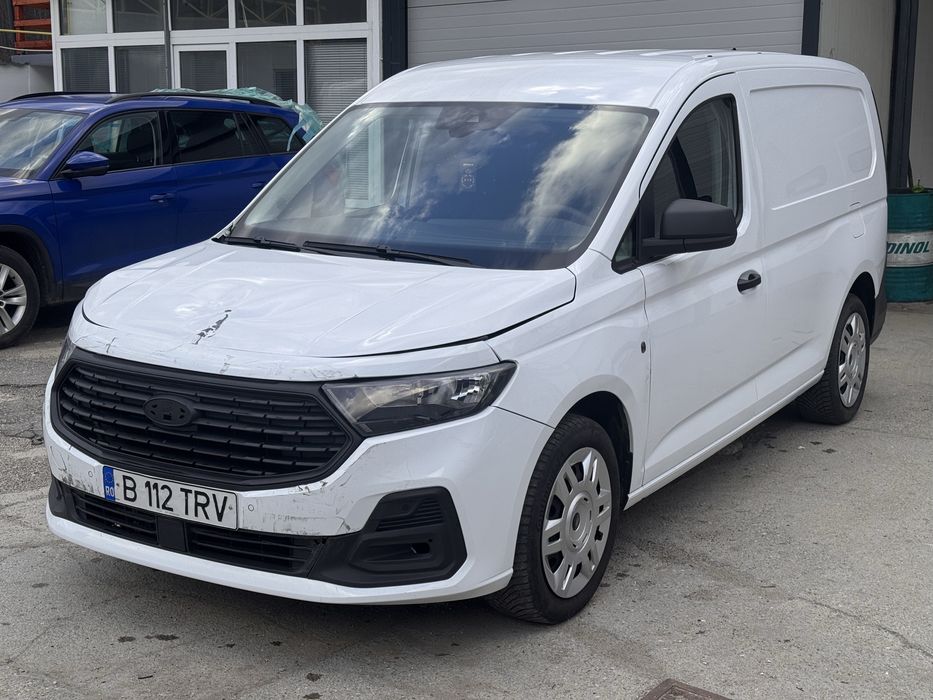 Noul Ford Transit Connect 2.0 TDI  Model 2025 avariat