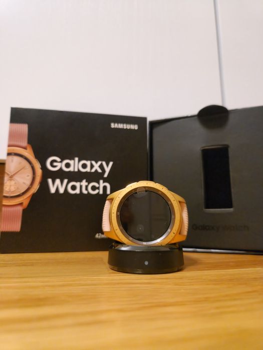 Samsung Galaxy Watch SM-R810
