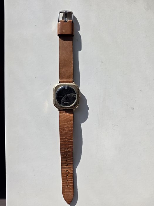 Ceas aur Longines Admiral 2000.