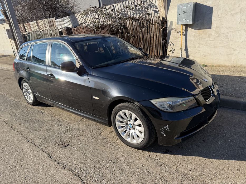 Bmw automat 320d e91 facelift avariat lovit porneste se deplaseaza