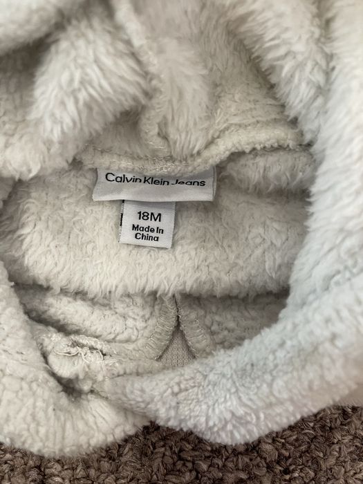 Суитчър Calvin Klein