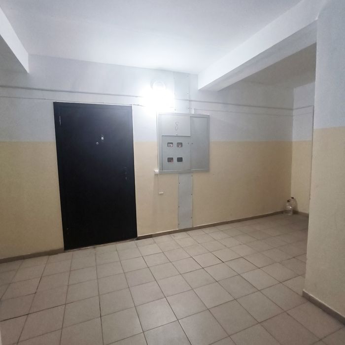 Продам 2 комнатную квартиру