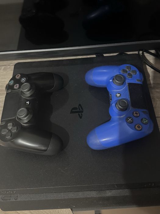 Ps4 slim 1 tb 2 джойстика