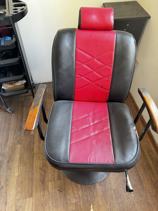 Срочно продается кресло для салона красоты!