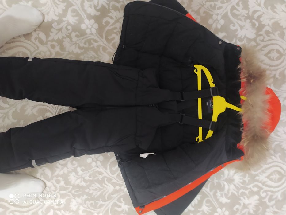 Продам комбинезон для мальчика