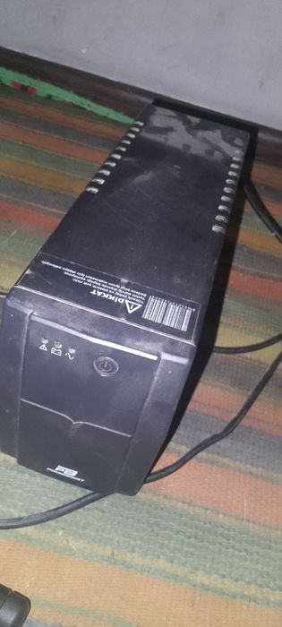 Kompyuter va boshqa qurilmalarni elektr uzilganda himoya qiluvchi UPS
