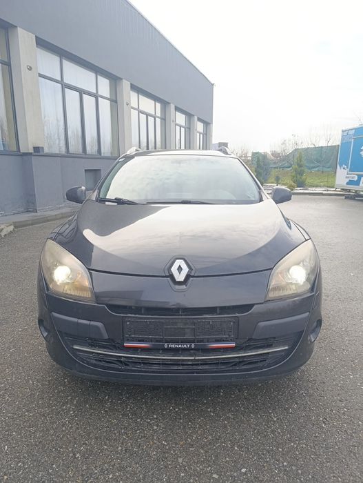 Renault Megane 3 1.9 DCI 131 CP Xenon / Piele / Navi