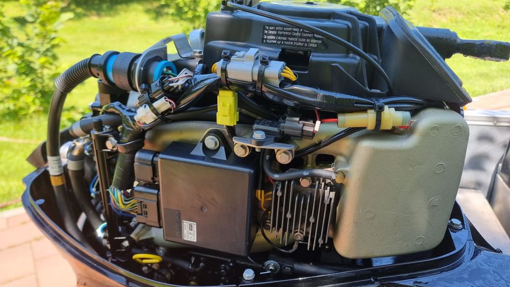 Barca aluminiu Linder sportsman 445 max