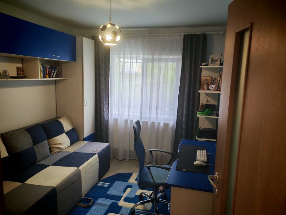 Apartament 4 camere