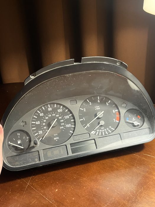 Щиток приборов BMW e39