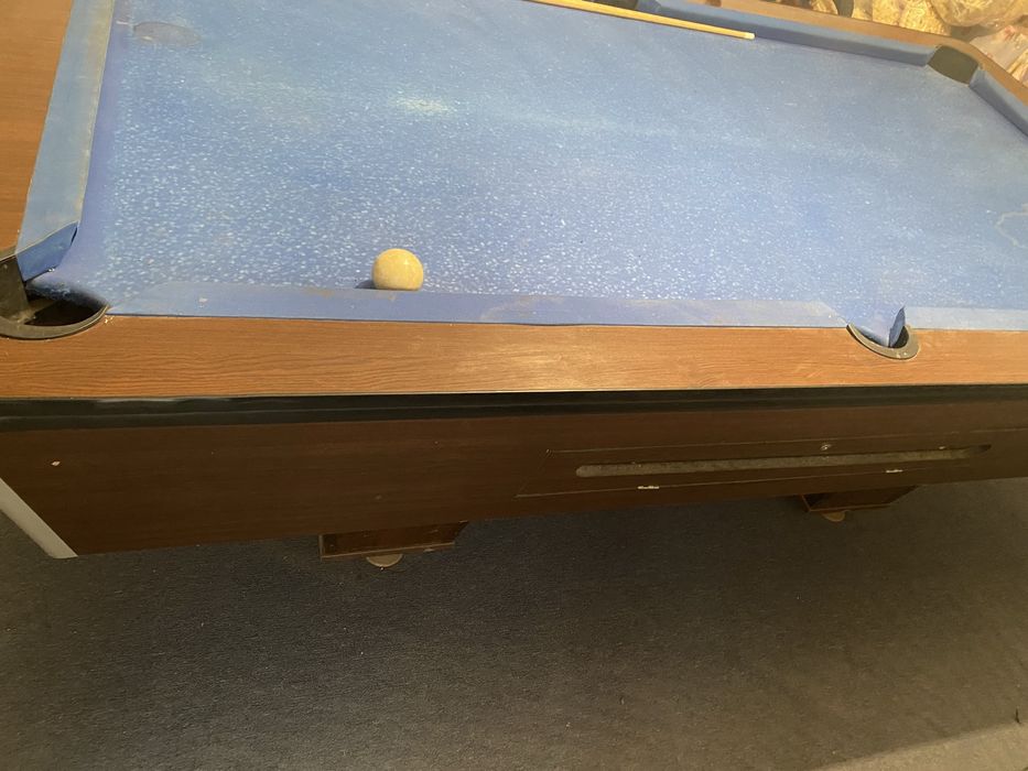 Vand biliard cu mici defecte estetice