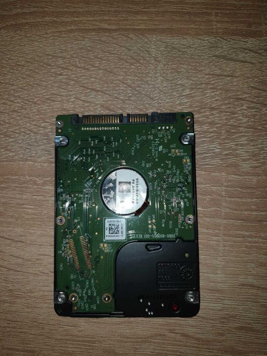 HDD 500GB SATA Funcțional Dimensiune 2.5''